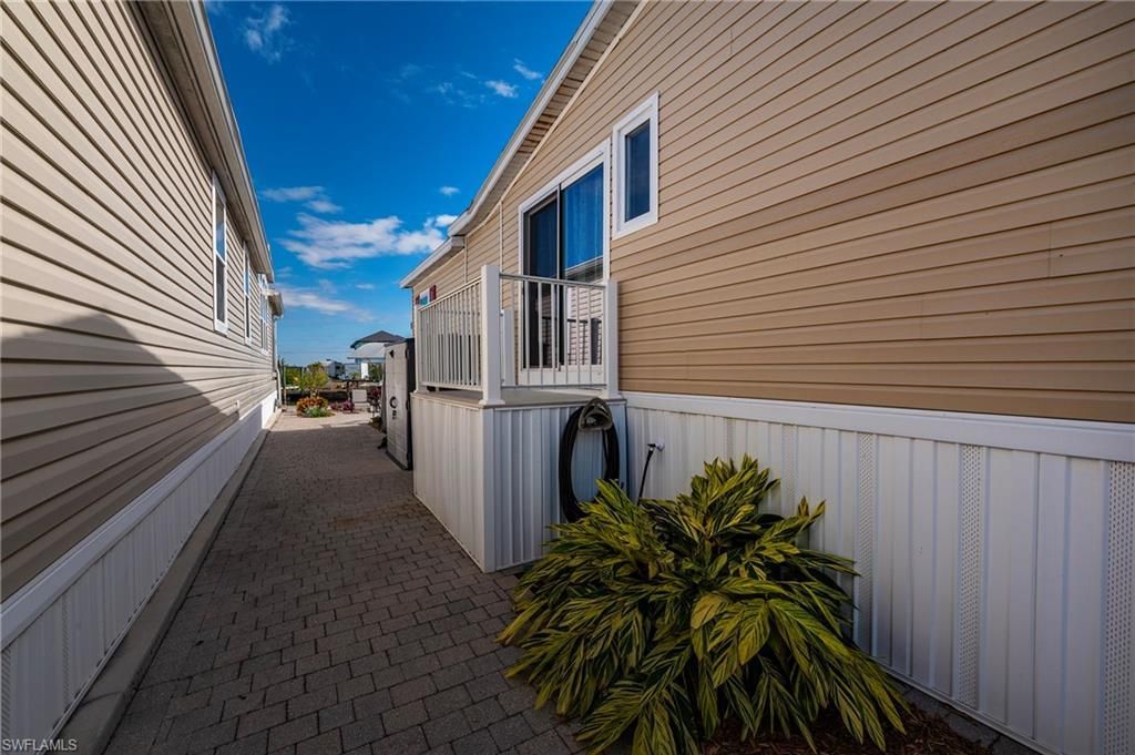23 Nancy Ln , Fort Myers Beach, FL 33931 Photo
