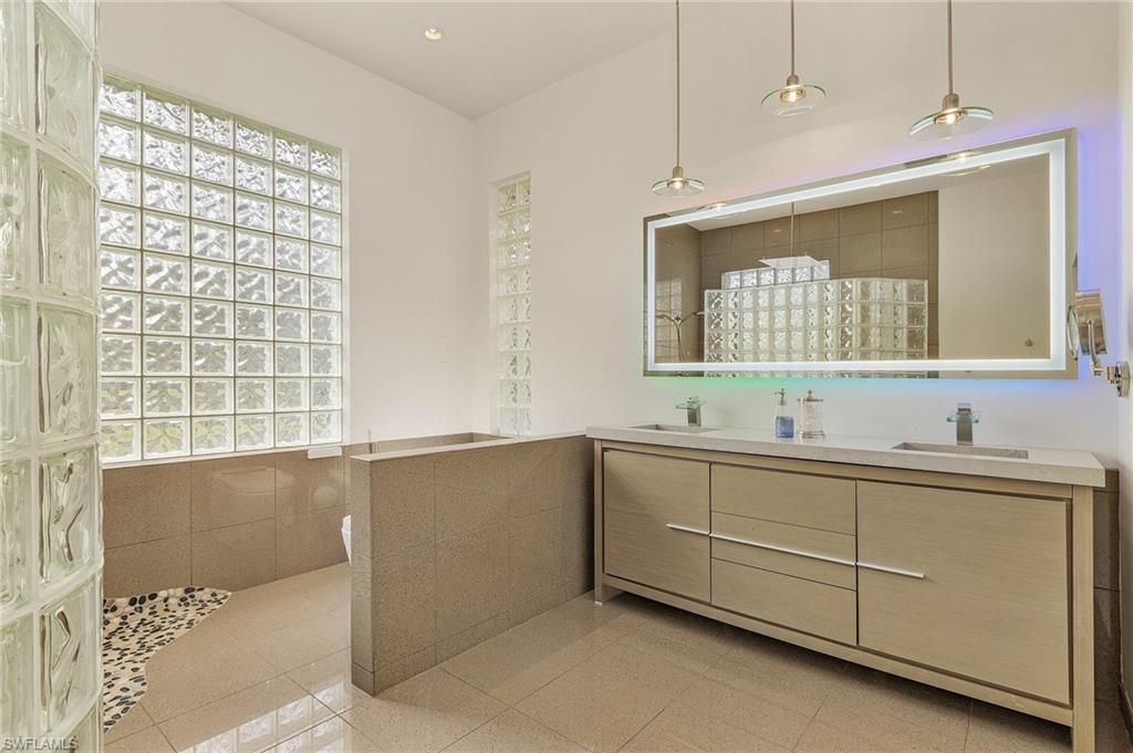 364 Logan Blvd S, Naples, FL 34119 Photo