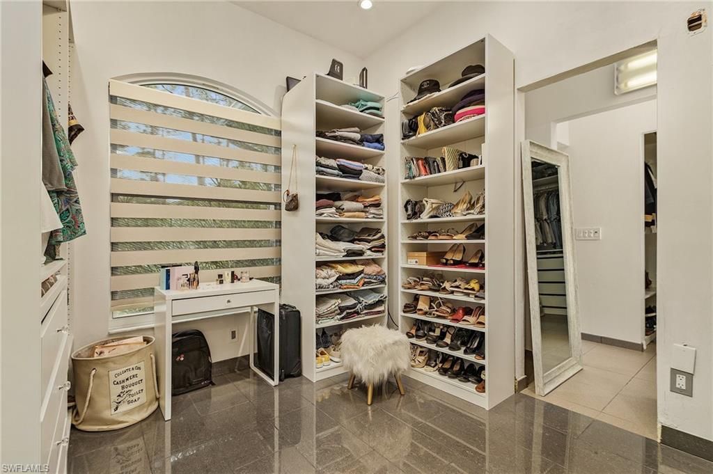 364 Logan Blvd S, Naples, FL 34119 Photo