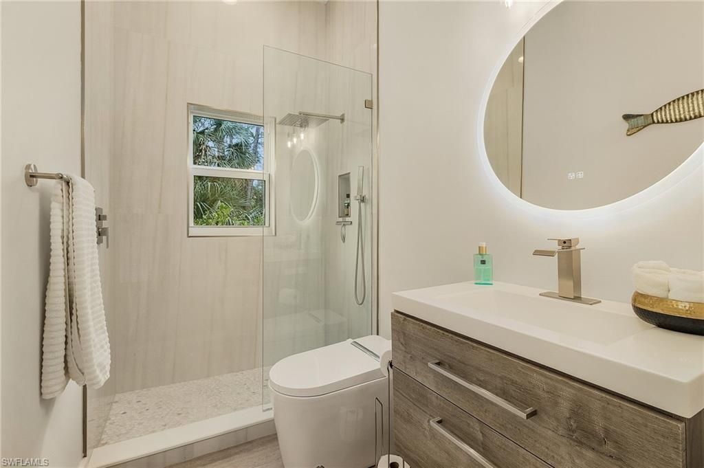 364 Logan Blvd S, Naples, FL 34119 Photo