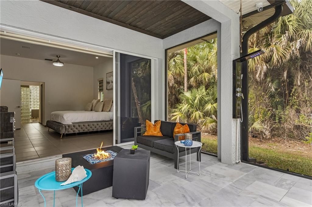 364 Logan Blvd S, Naples, FL 34119 Photo