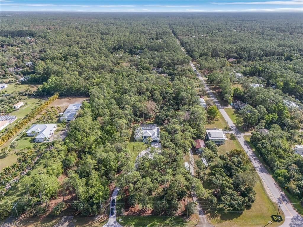 364 Logan Blvd S, Naples, FL 34119 Photo