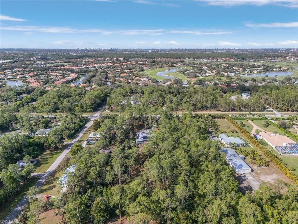 364 Logan Blvd S, Naples, FL 34119 Photo