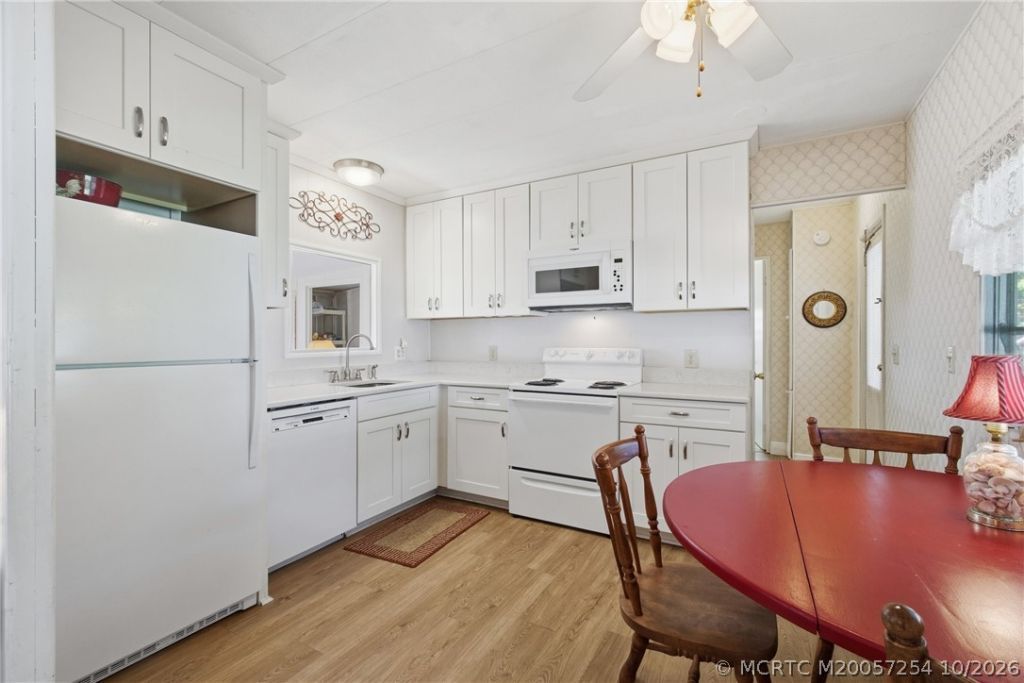 11000 SE Federal Highway , Unit 108, Hobe Sound, FL 33455 Photo