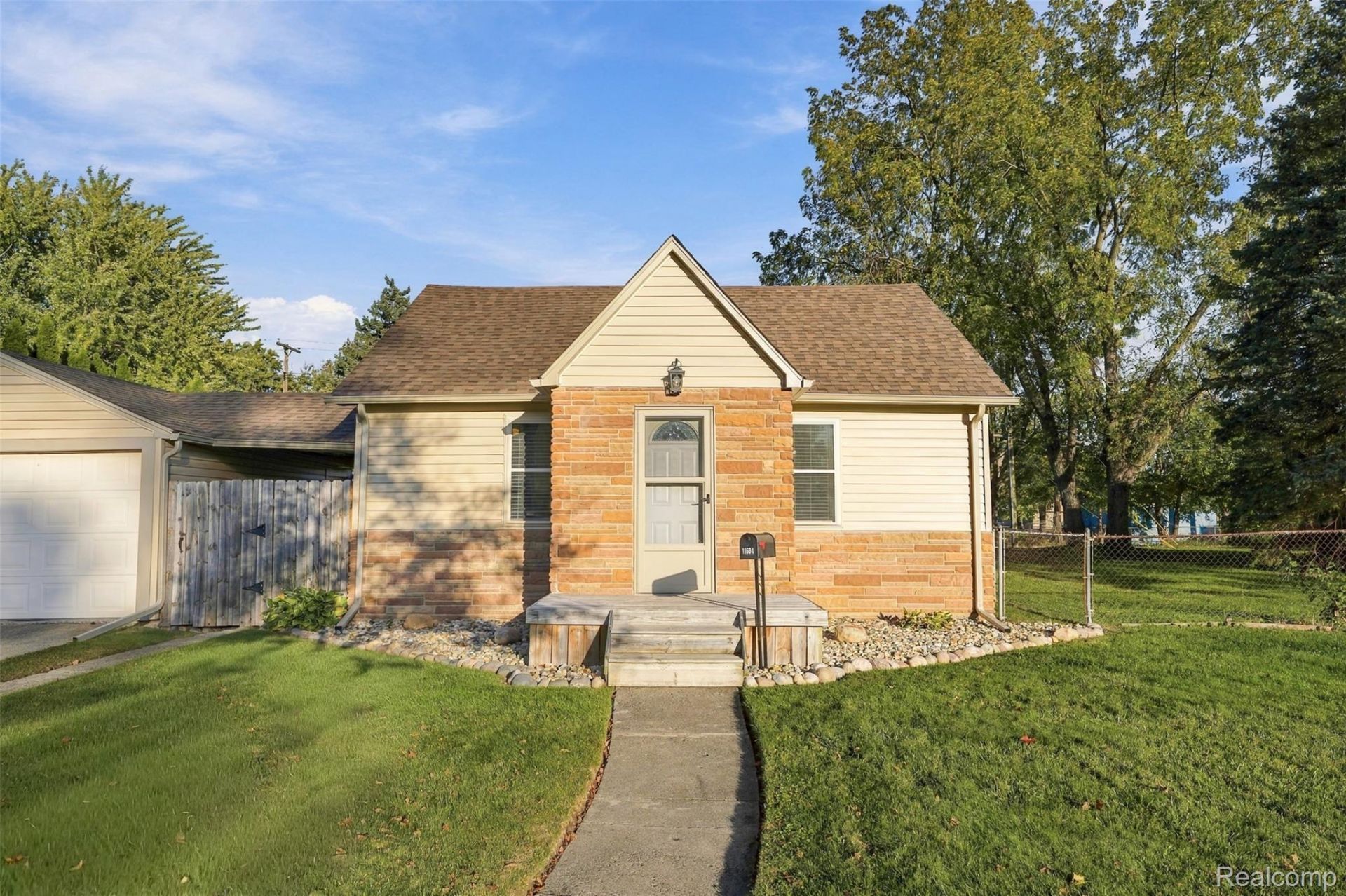 11634 Cardwell Street, Livonia, Mi 48150 Main Photo