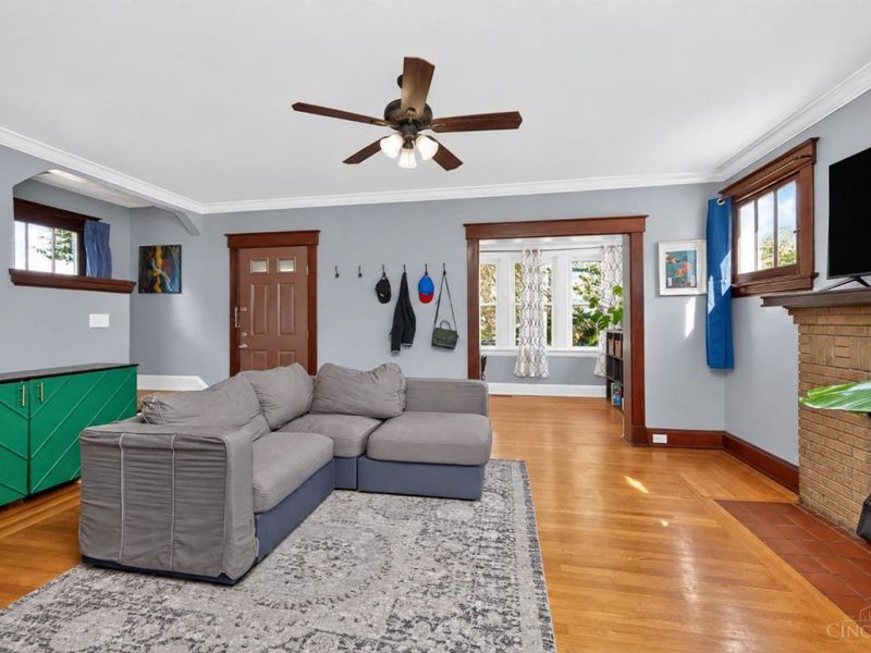 3277 Montana Avenue, Cincinnati, OH 45211 Photo 4