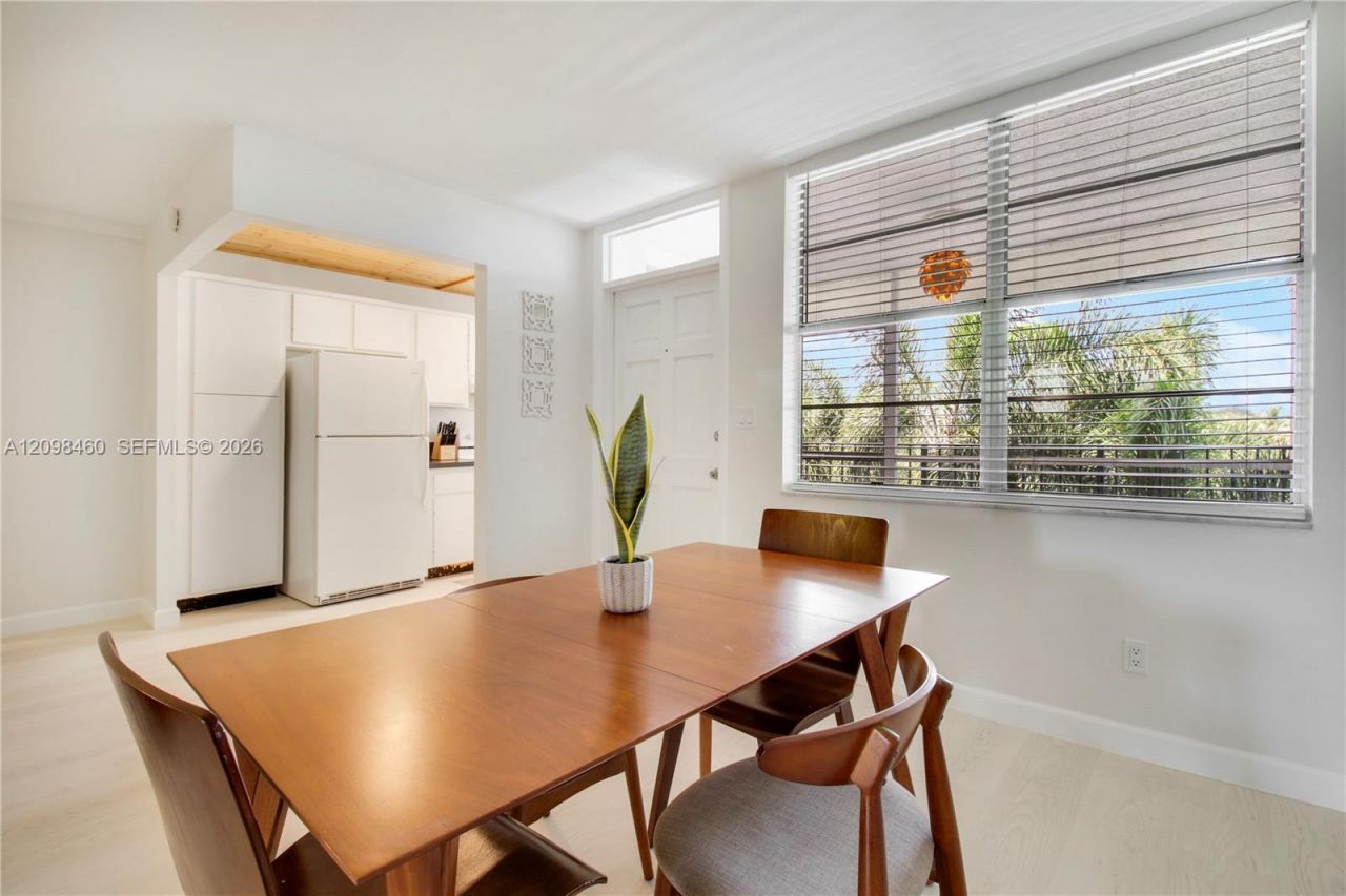 109 N Paradise Harbour Blvd , Unit 406, North Palm Beach, FL 33408 Photo
