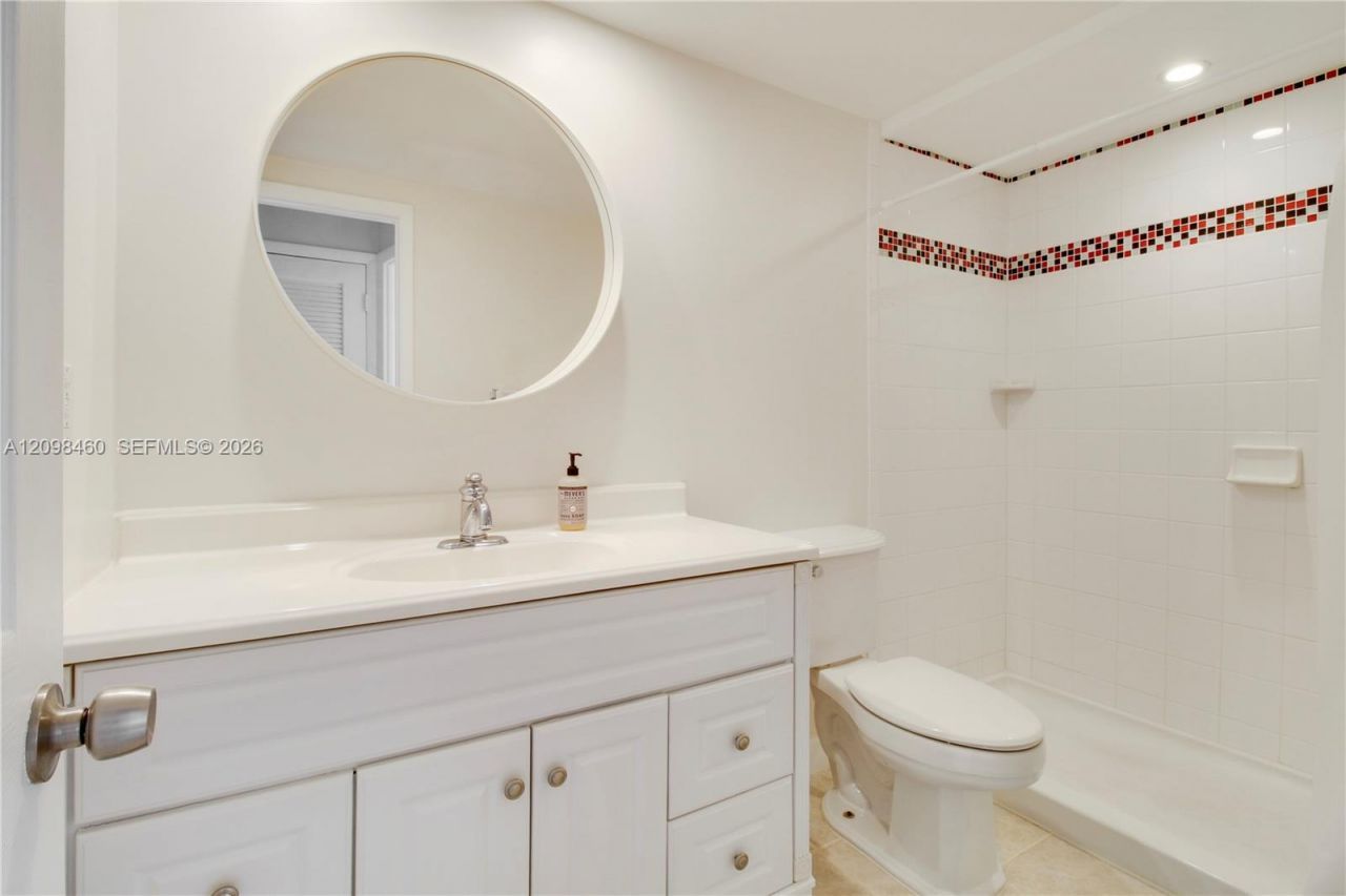 109 N Paradise Harbour Blvd , Unit 406, North Palm Beach, FL 33408 Photo