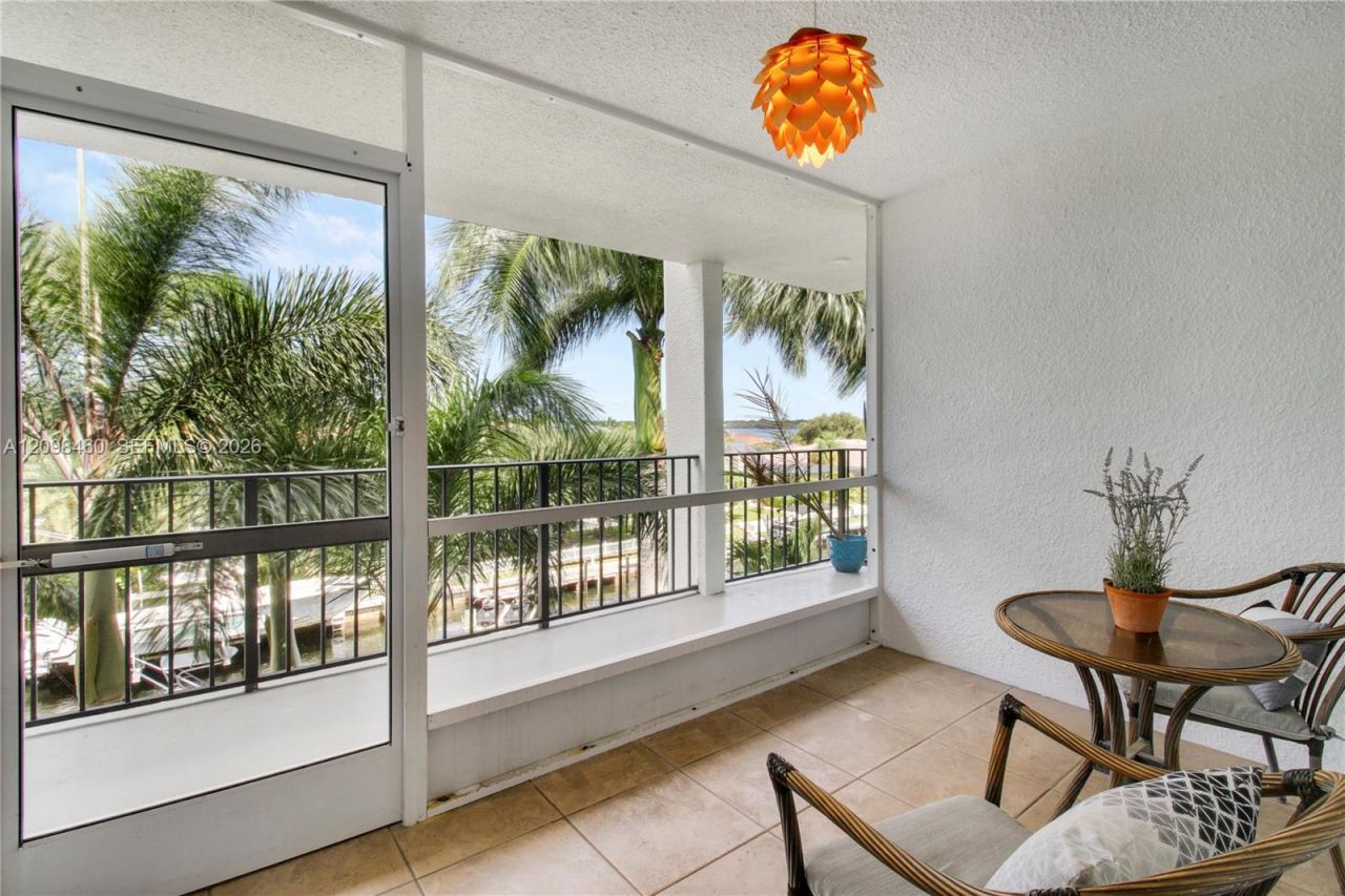 109 N Paradise Harbour Blvd , Unit 406, North Palm Beach, FL 33408 Photo