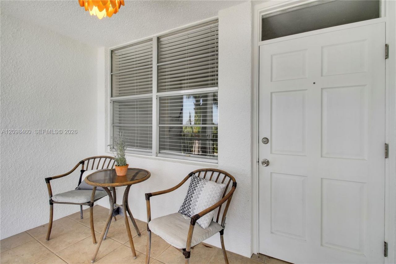109 N Paradise Harbour Blvd , Unit 406, North Palm Beach, FL 33408 Photo
