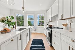 563 Rutledge Avenue photo 4