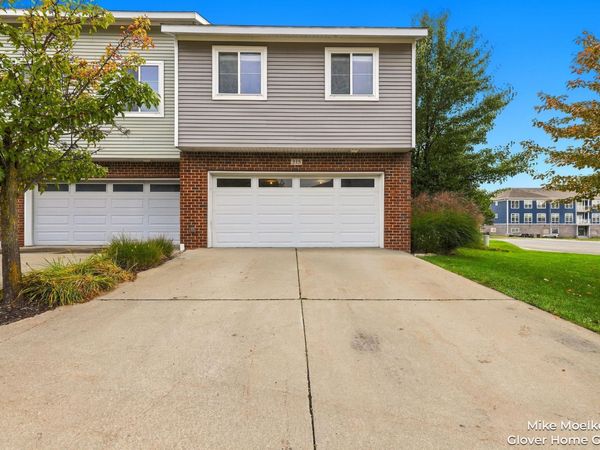315 Northwest Crossing, Holland, MI 49423