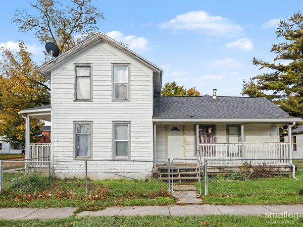 221 Maple Street, Nashville, MI 49073