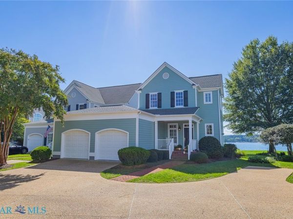 82 Westbay Drive , Kilmarnock, VA 22482