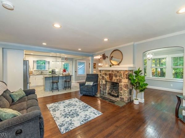 260 Cozy Lake Rd, Jefferson, NJ 07438