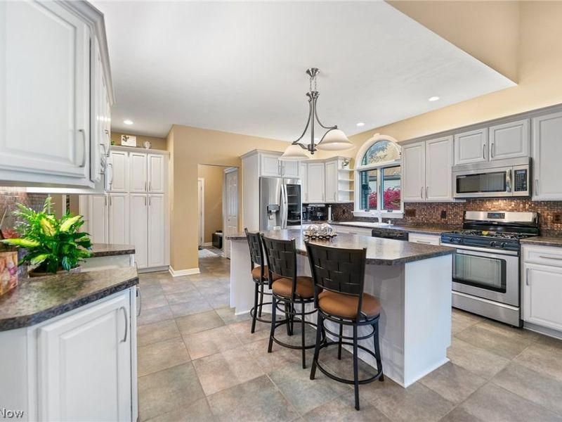 1458 Tori Pines Court, Canfield, OH 44406 Photo 13
