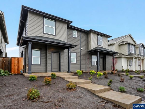 1680 SE Barberry (-1692) Dr, Dallas, OR 97338