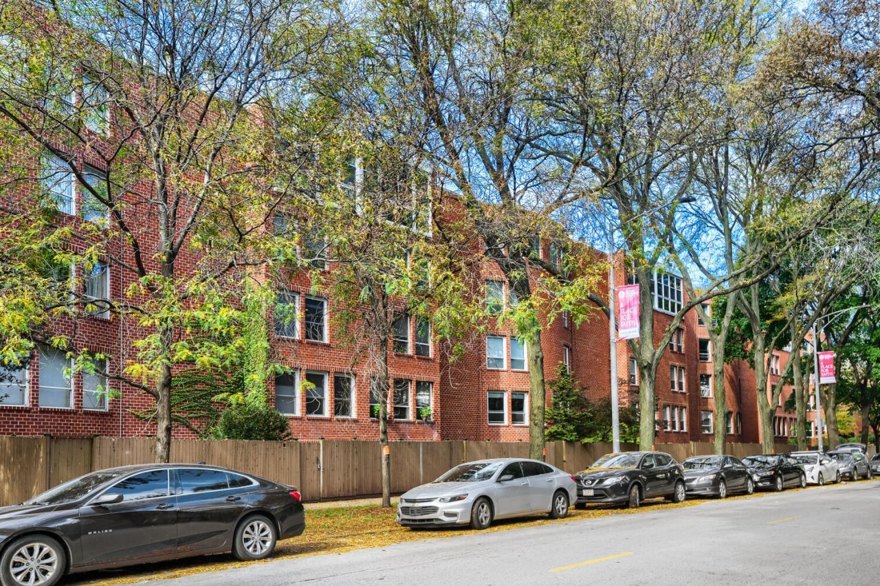5400 S Hyde Park Boulevard, Unit D7, Chicago, IL 60615 Main Photo