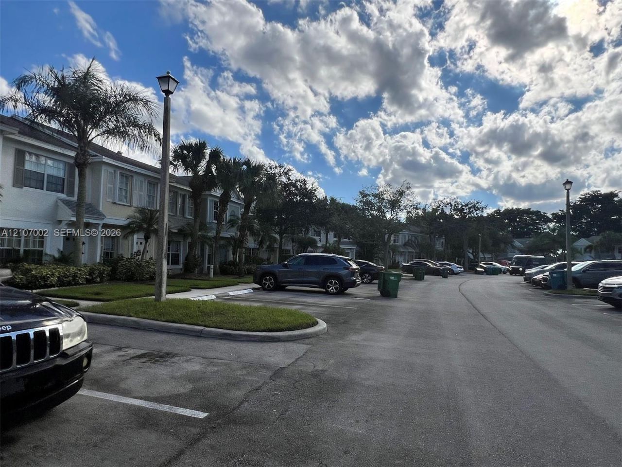 7830 Dixie Beach Cir, Tamarac, FL 33321 Photo