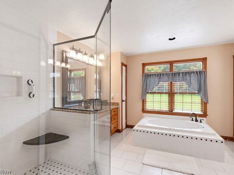 9745 Bainbridge Road, Chagrin Falls, OH 44023 Photo 24