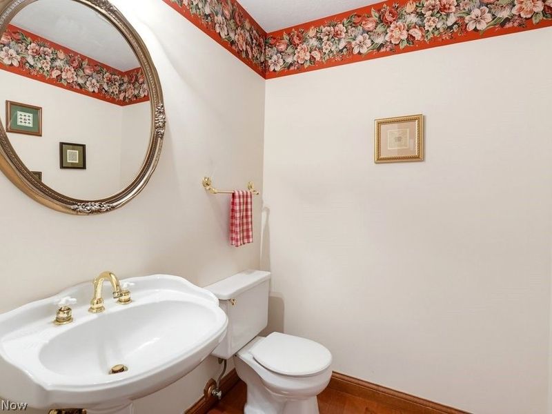 9745 Bainbridge Road, Chagrin Falls, OH 44023 Photo 25