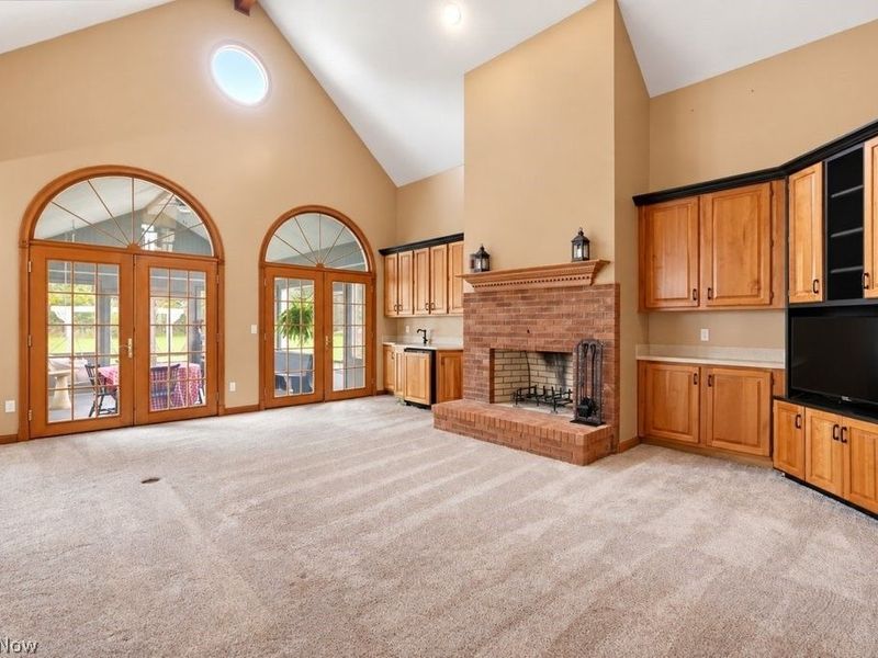 9745 Bainbridge Road, Chagrin Falls, OH 44023 Photo 6