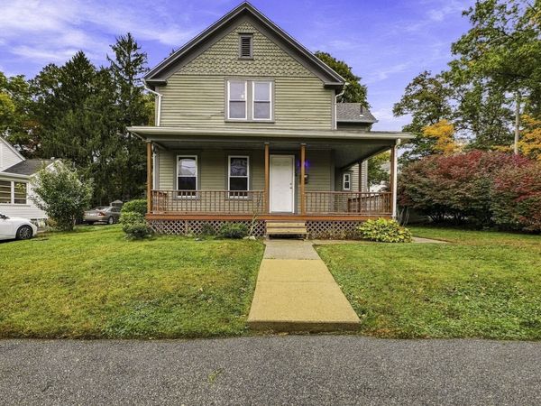 34 Joyce St, Webster, MA 01570