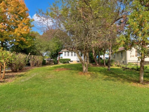 26110 W Lakeview Avenue , Ingleside, IL 60041
