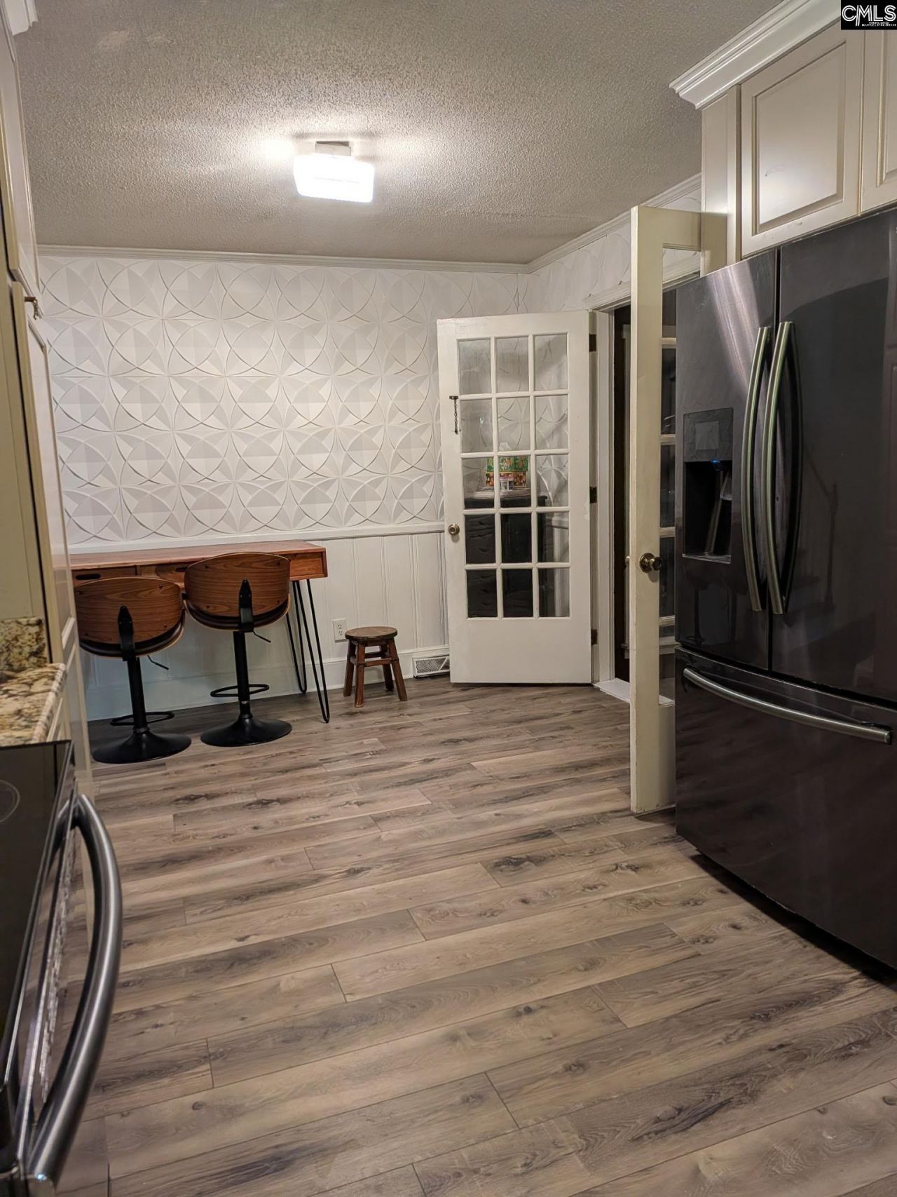 2362 Mary Drive Photo 6
