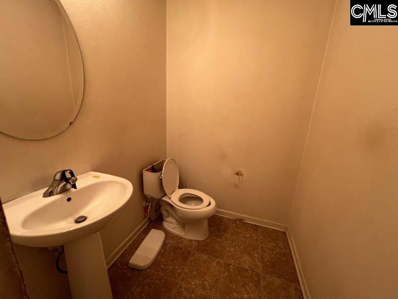 208 Birchfield Drive  Photo 16