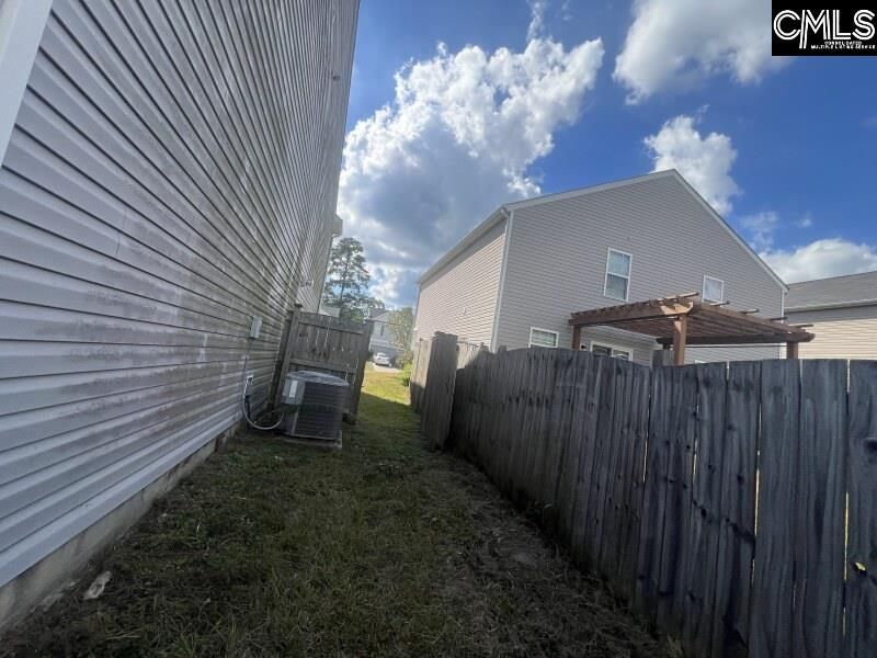 208 Birchfield Drive  Photo 4
