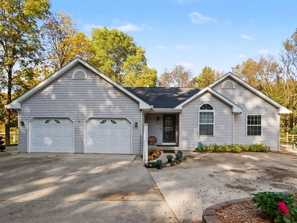 9622 Big Rock Drive, Kalamazoo, MI 49009