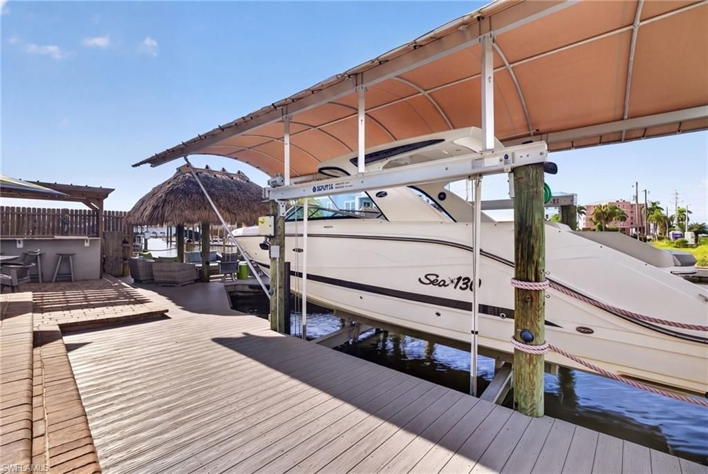 820 3rd St , Fort Myers Beach, FL 33931 Photo