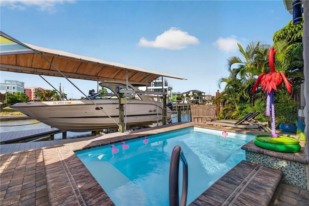 820 3rd St , Fort Myers Beach, FL 33931 Photo