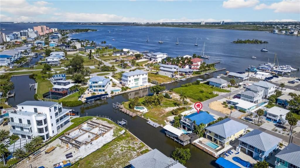 820 3rd St , Fort Myers Beach, FL 33931 Photo