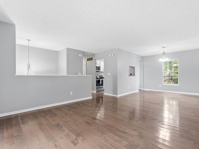4348 Eagle View Court, Columbus, OH 43228 Photo 12