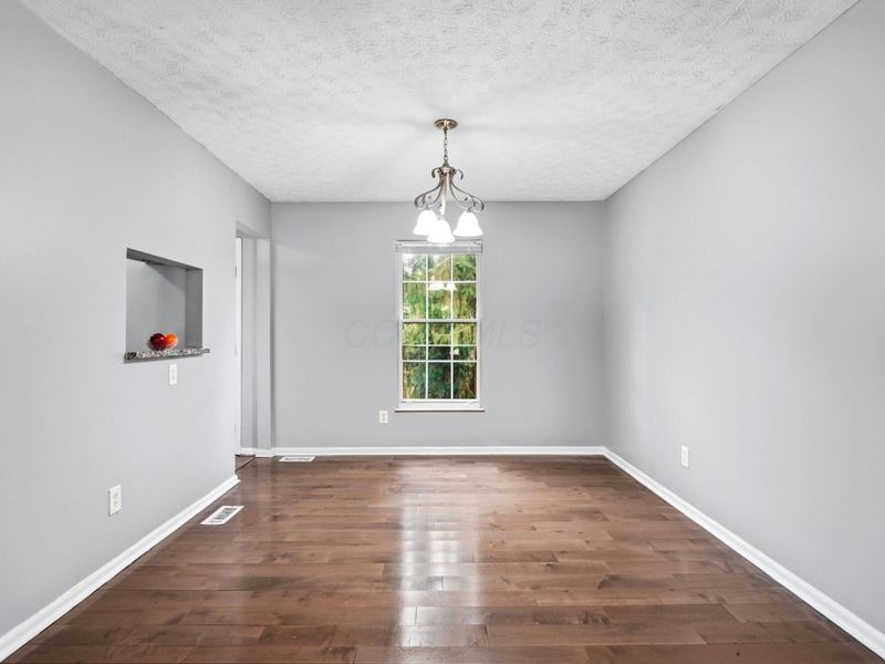4348 Eagle View Court, Columbus, OH 43228 Photo 14