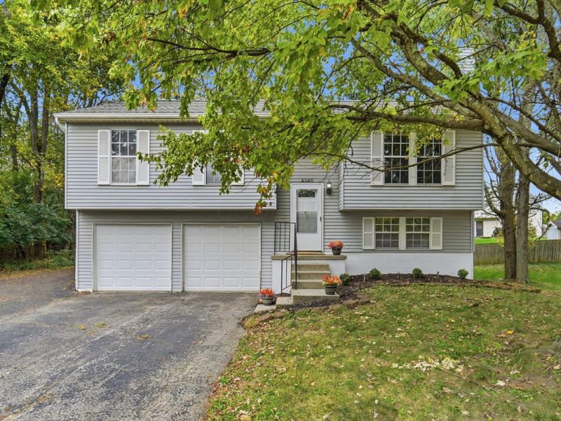 4348 Eagle View Court, Columbus, OH 43228 Photo 2