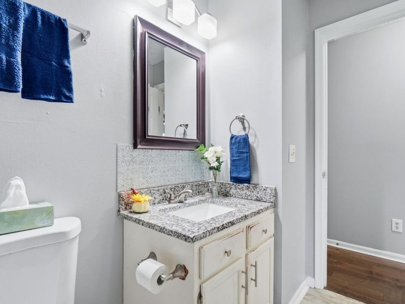 4348 Eagle View Court, Columbus, OH 43228 Photo 32