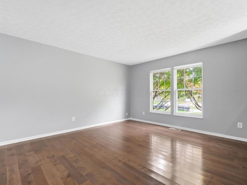 4348 Eagle View Court, Columbus, OH 43228 Photo 9