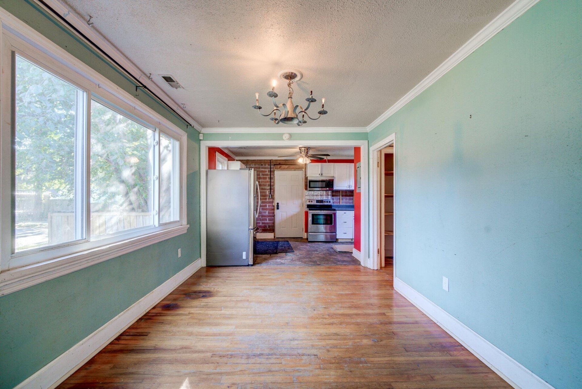 4435 Old Park Road Photo 13