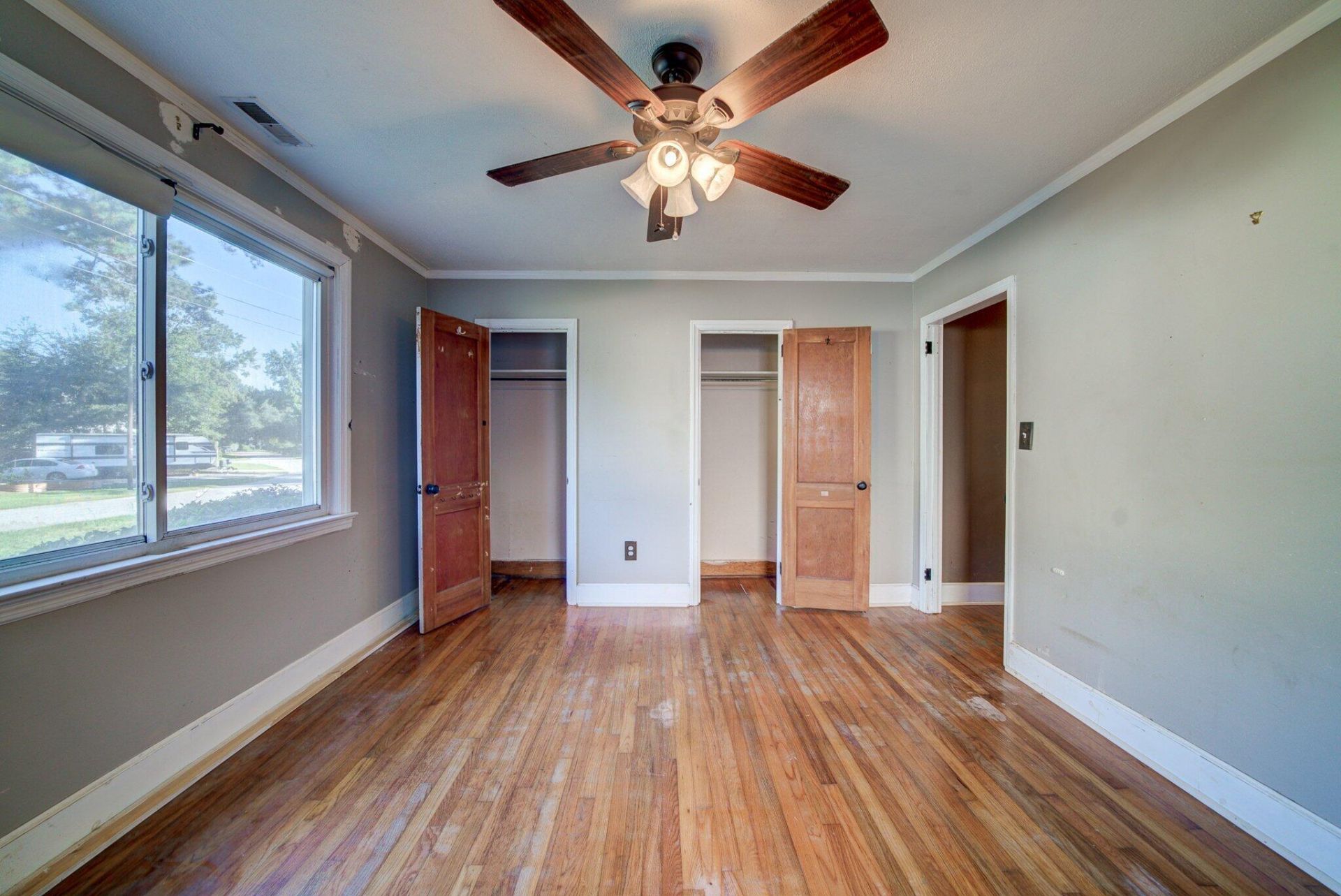 4435 Old Park Road Photo 18