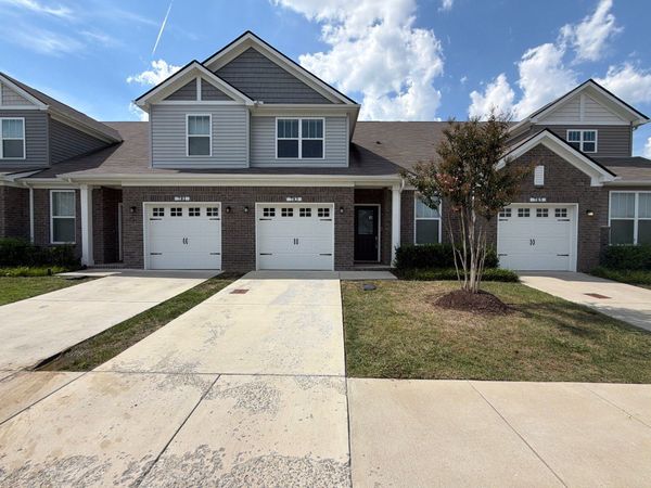 783 Mickelson Way , Lebanon, TN 37087