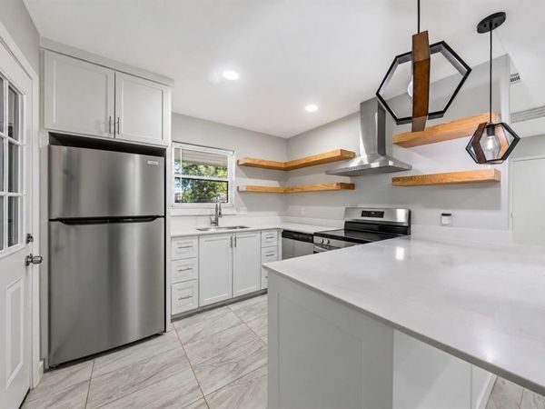 101 E Border Street, Milford, TX 76670