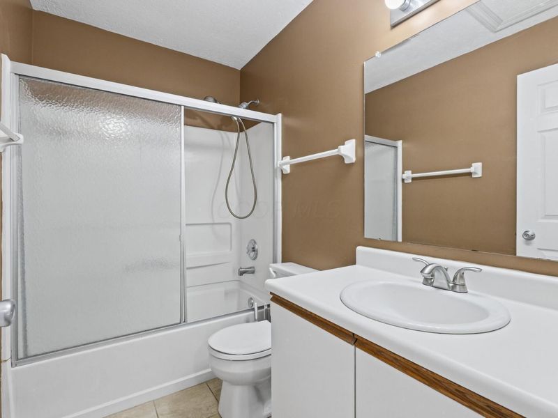 5333 Nectar Lane, Unit 94B, Columbus, OH 43235 Photo 18