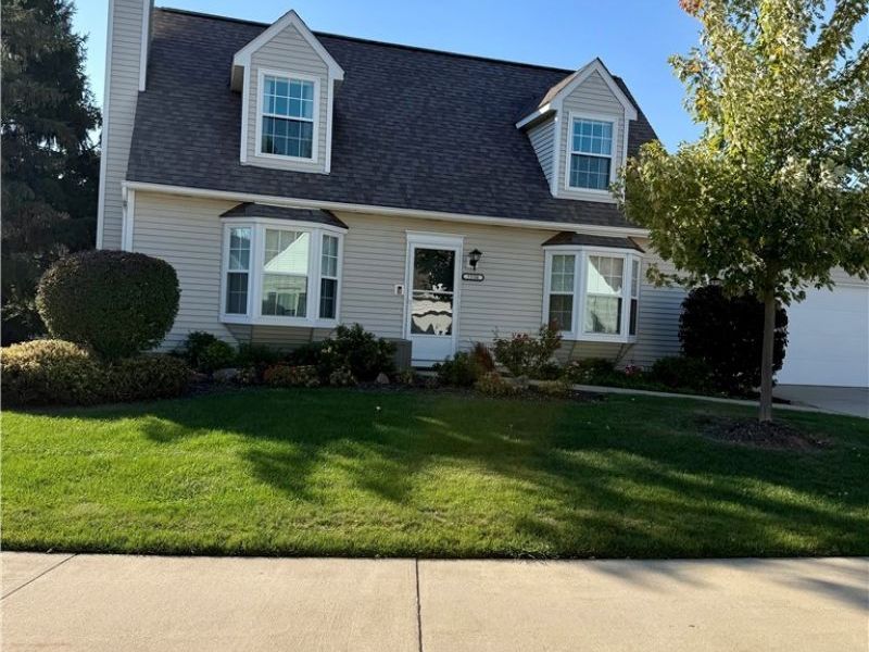 7550 Chandler Court, Unit 40, Sagamore Hills, OH 44067 Photo 3