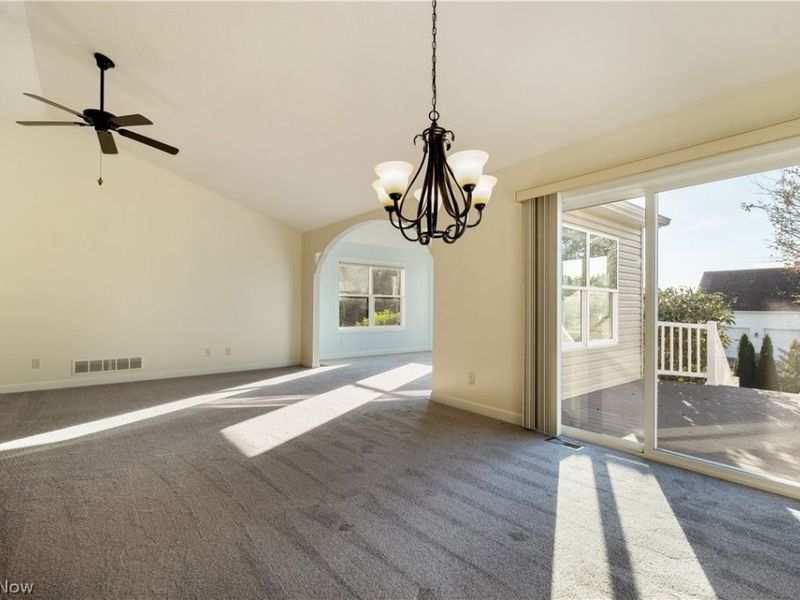 6617 Harness Circle NE, Canton, OH 44721 Photo 10