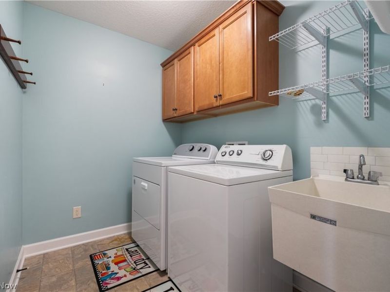 6617 Harness Circle NE, Canton, OH 44721 Photo 17