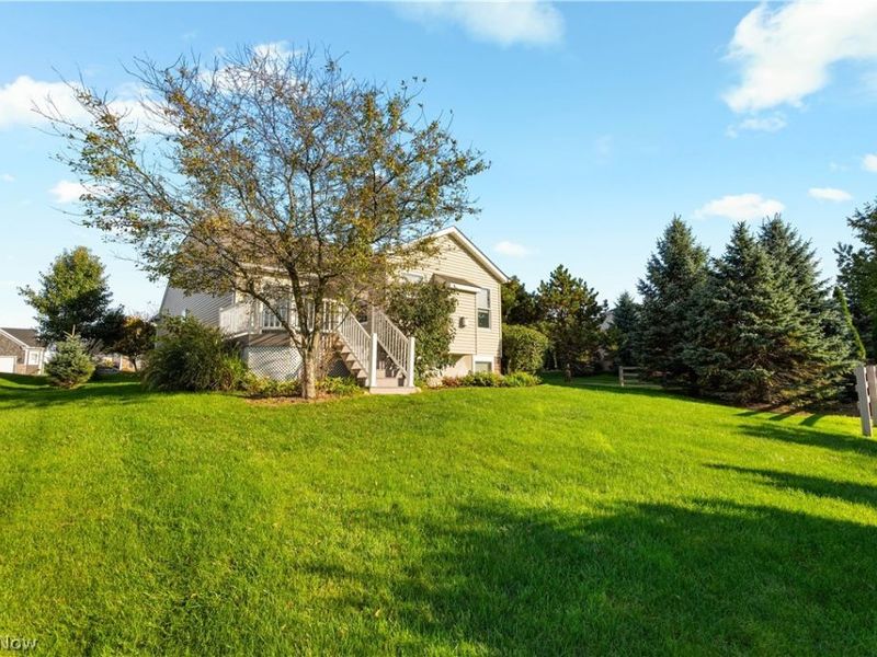 6617 Harness Circle NE, Canton, OH 44721 Photo 32