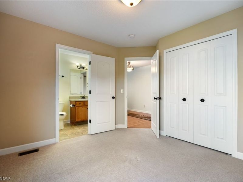 6617 Harness Circle NE, Canton, OH 44721 Photo 5